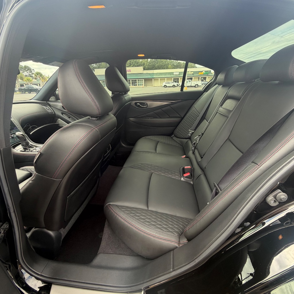 2018 INFINITI Q50 RED SPORT - Photo 11